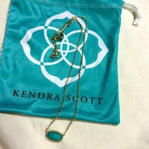 Kendra Scott necklace